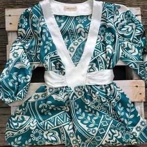 Vtg. Asian Inspired Floral Teal Boho Top